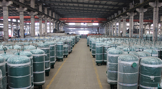 申容直供，只做性價(jià)比高儲(chǔ)氣罐！